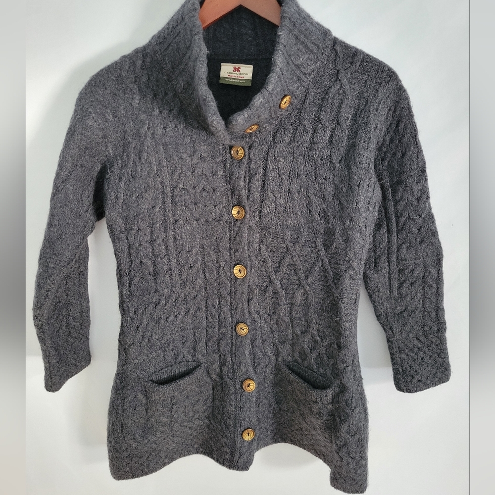 Carraigdonn Irish Medium Women's 100% Merino wool Dark Gray Button Down Sweate